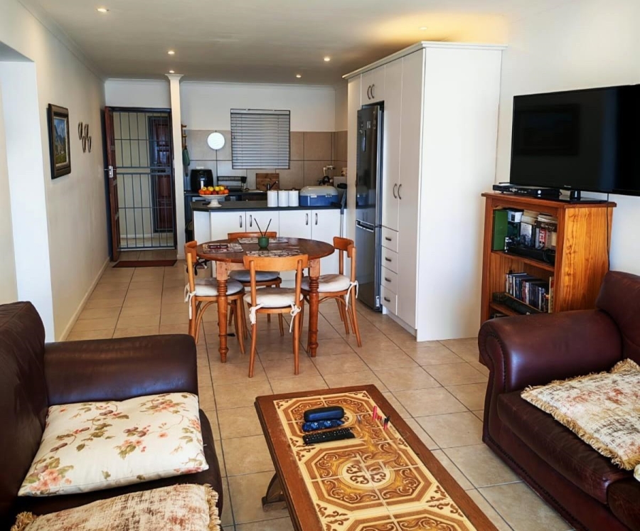 2 Bedroom Property for Sale in De Kelders Western Cape